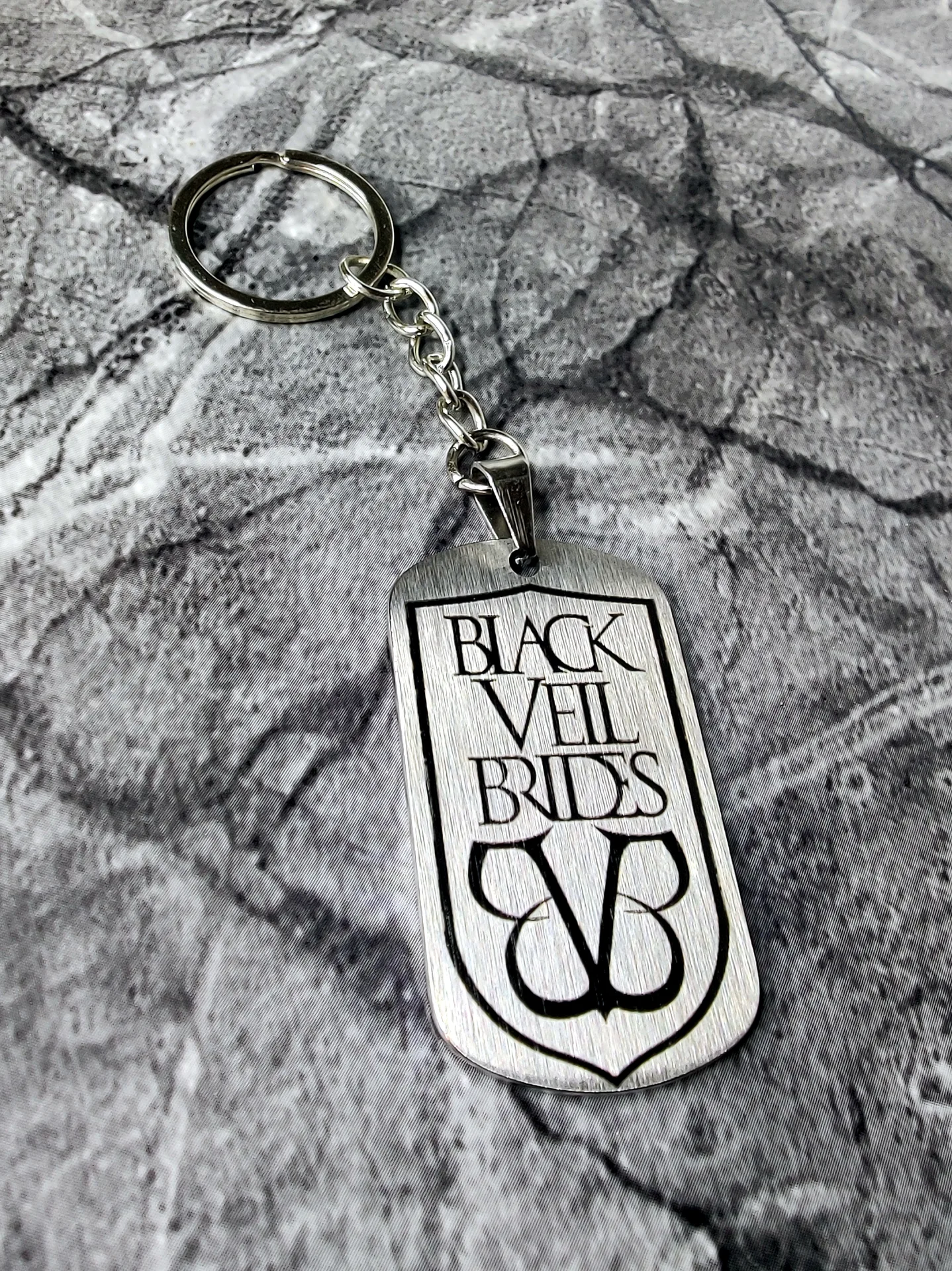 Брелок "Black veil brides" шлифованный