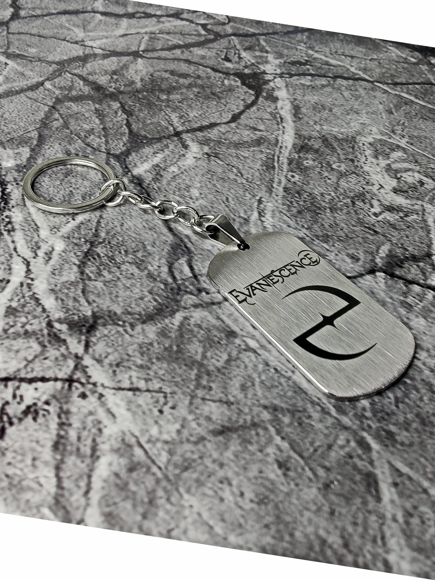 Брелок "Evanescence" шлифованный