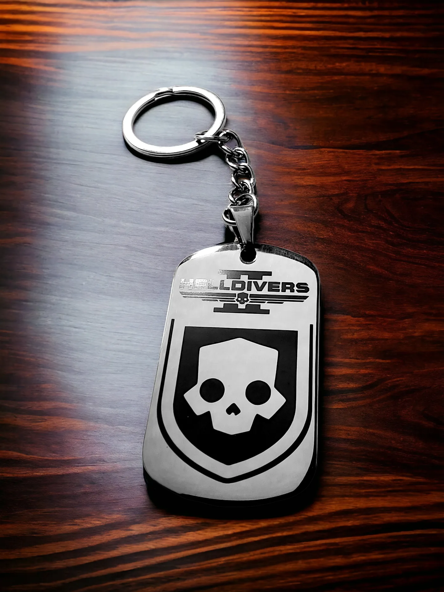 Брелок "Helldivers 2" полированный глянцевый