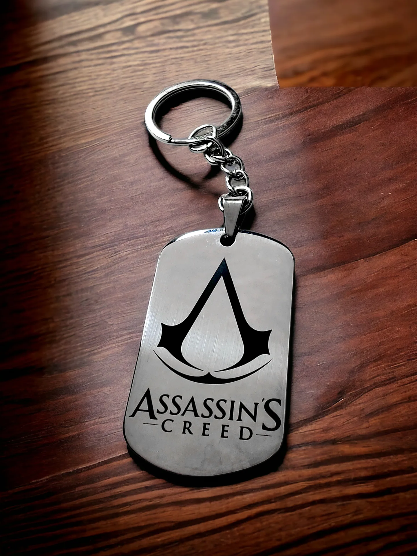 Брелок "Assassins Creed" полированный глянцевый