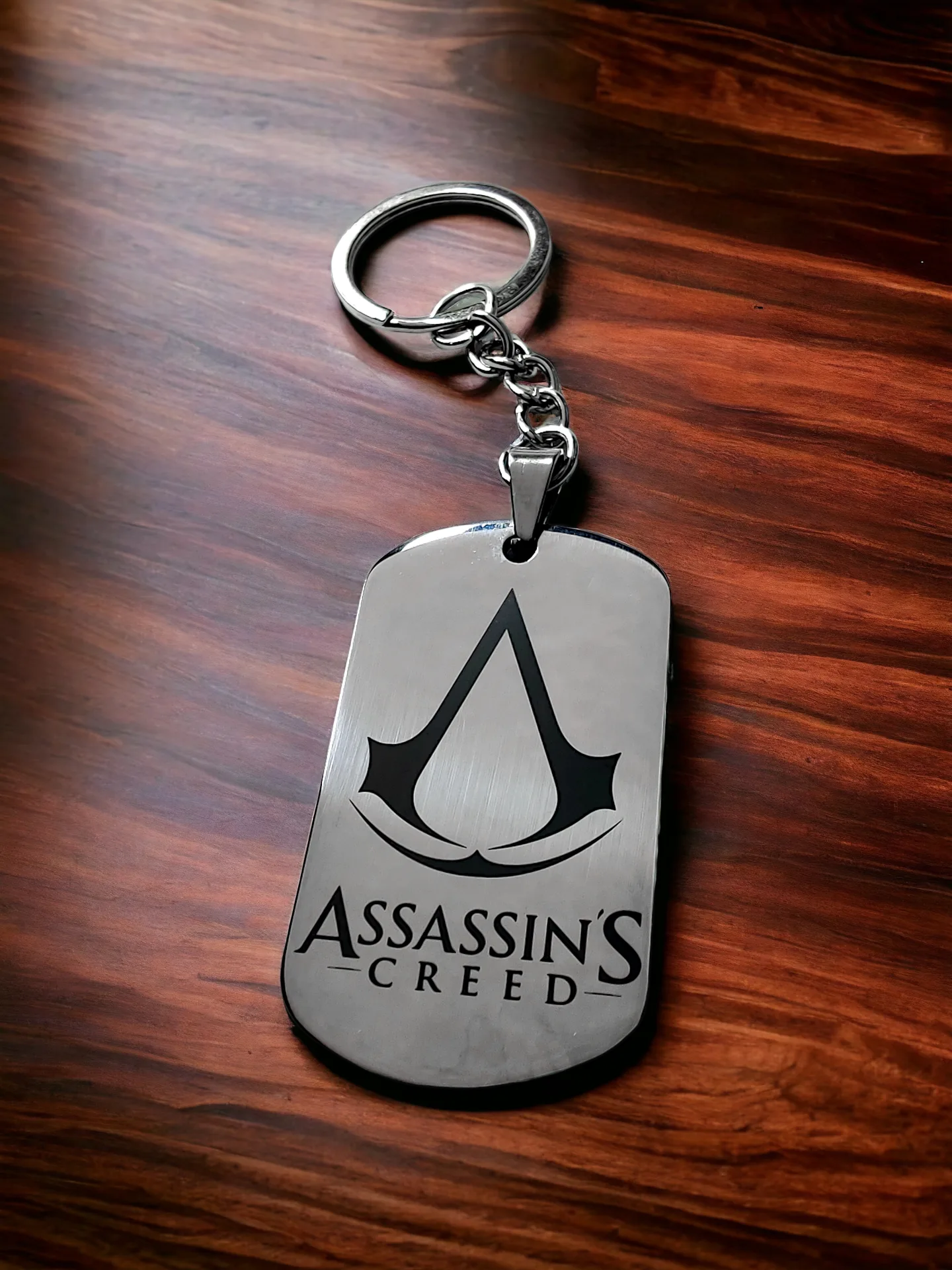 Брелок "Assassins Creed" полированный глянцевый