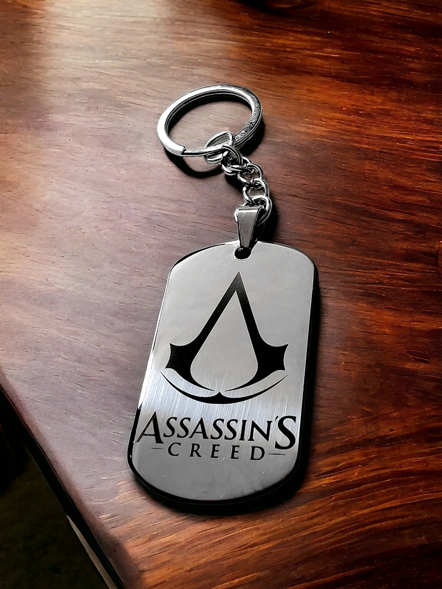 Брелок "Assassins Creed" полированный глянцевый