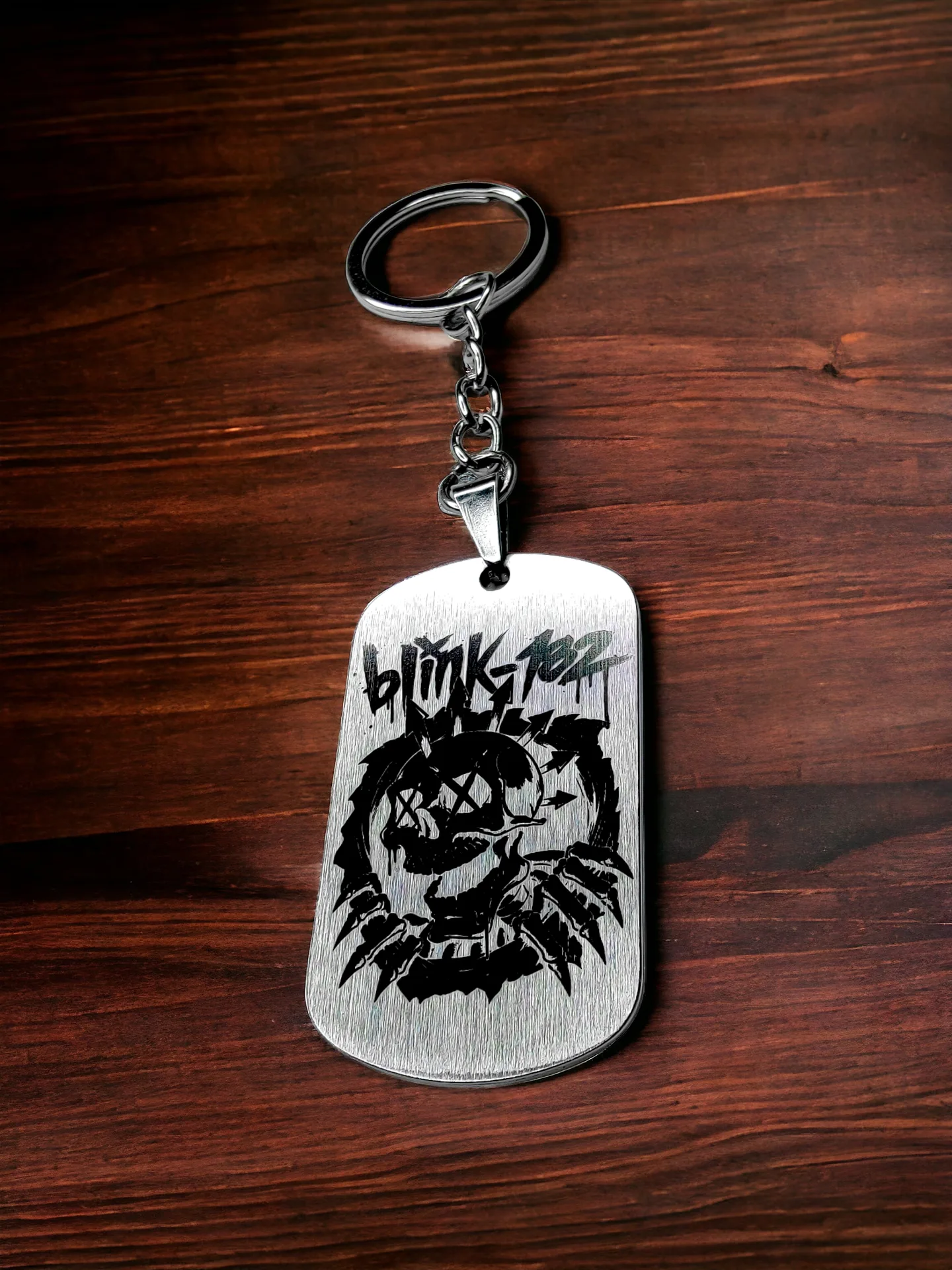 Брелок "Blink-182" шлифованный