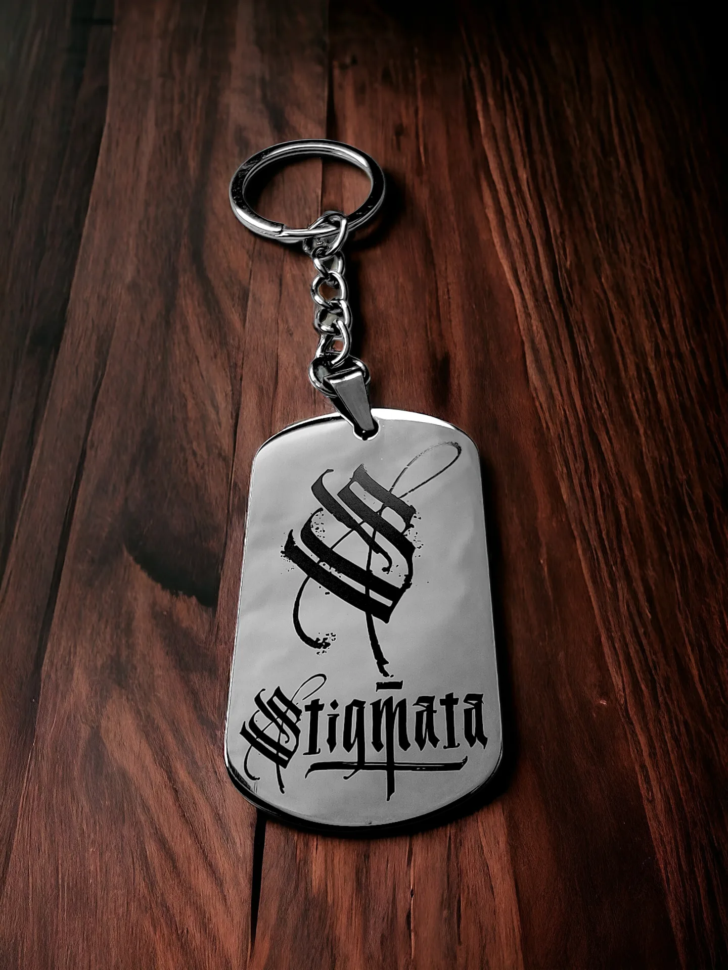 Брелок "Stigmata" глянцевый