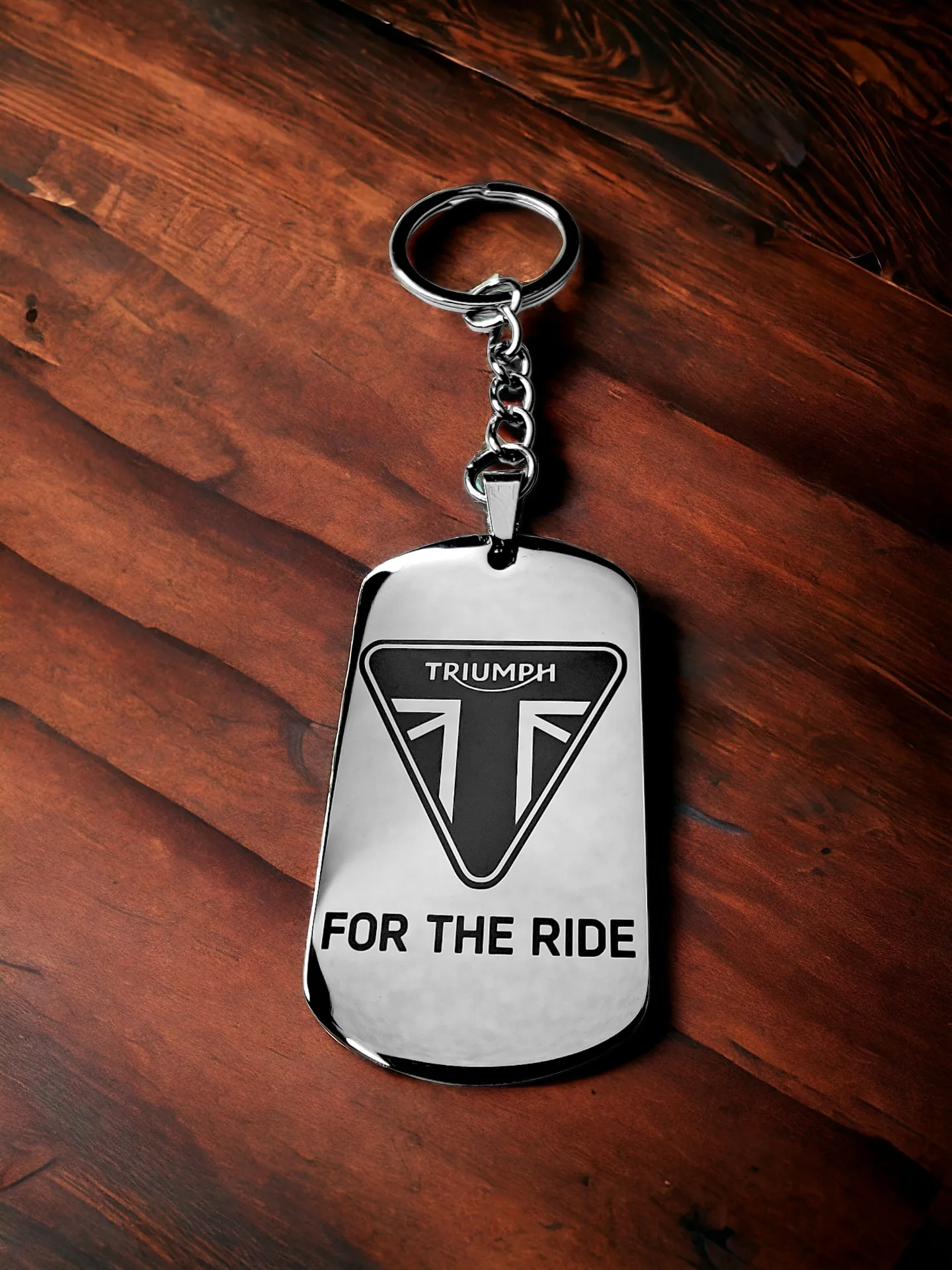 Брелок "Triumph"  глянец