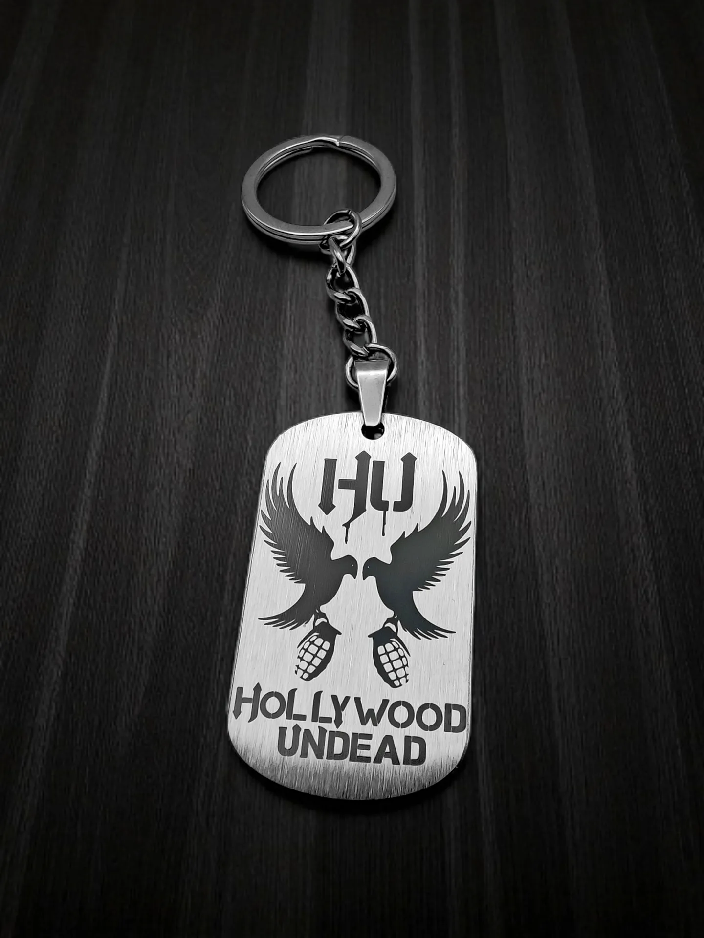 Брелок "Hollywood Undead" нержавеющая сталь