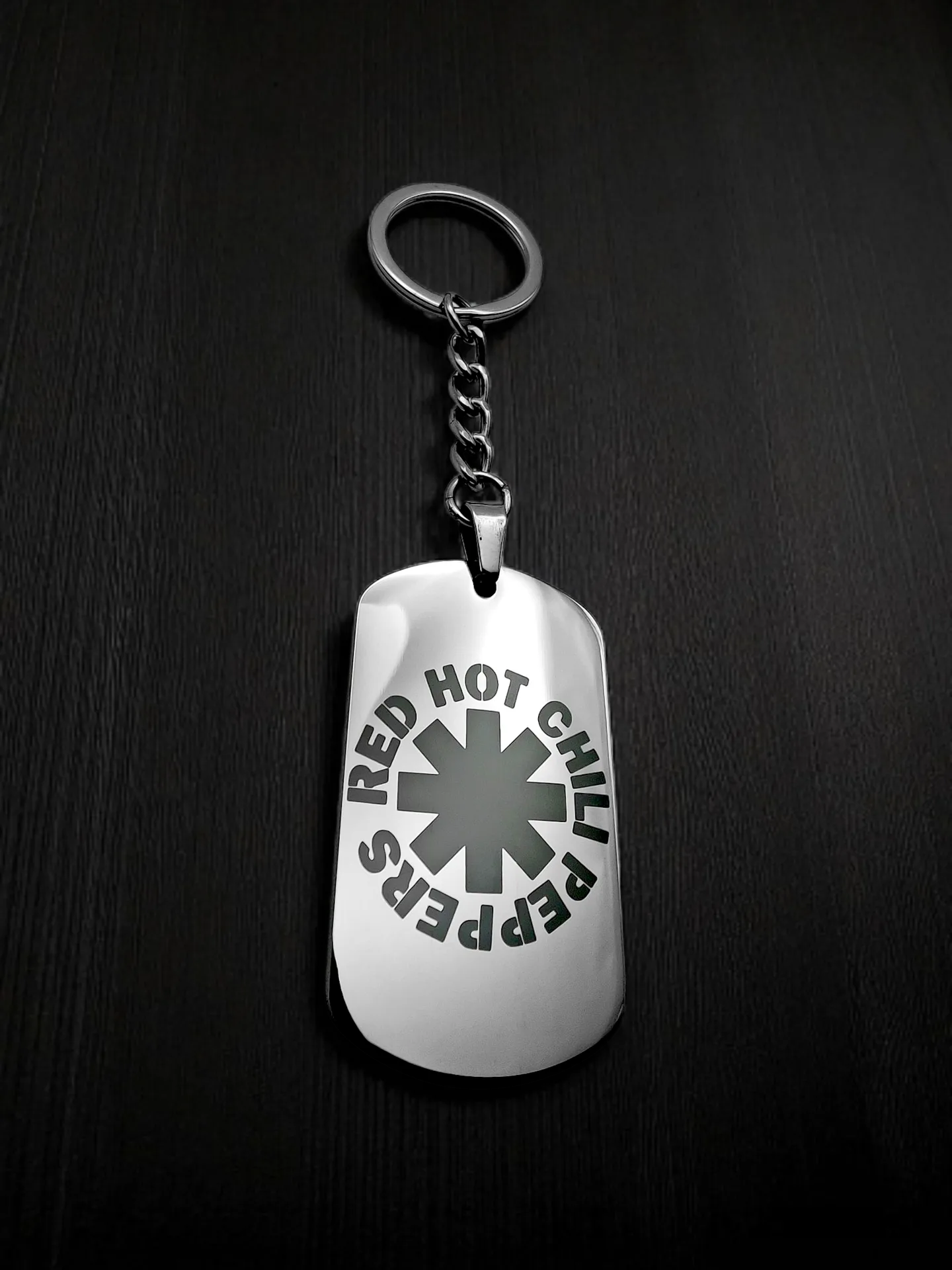 Брелок "Red Hot Chili Peppers" нержавеющая сталь
